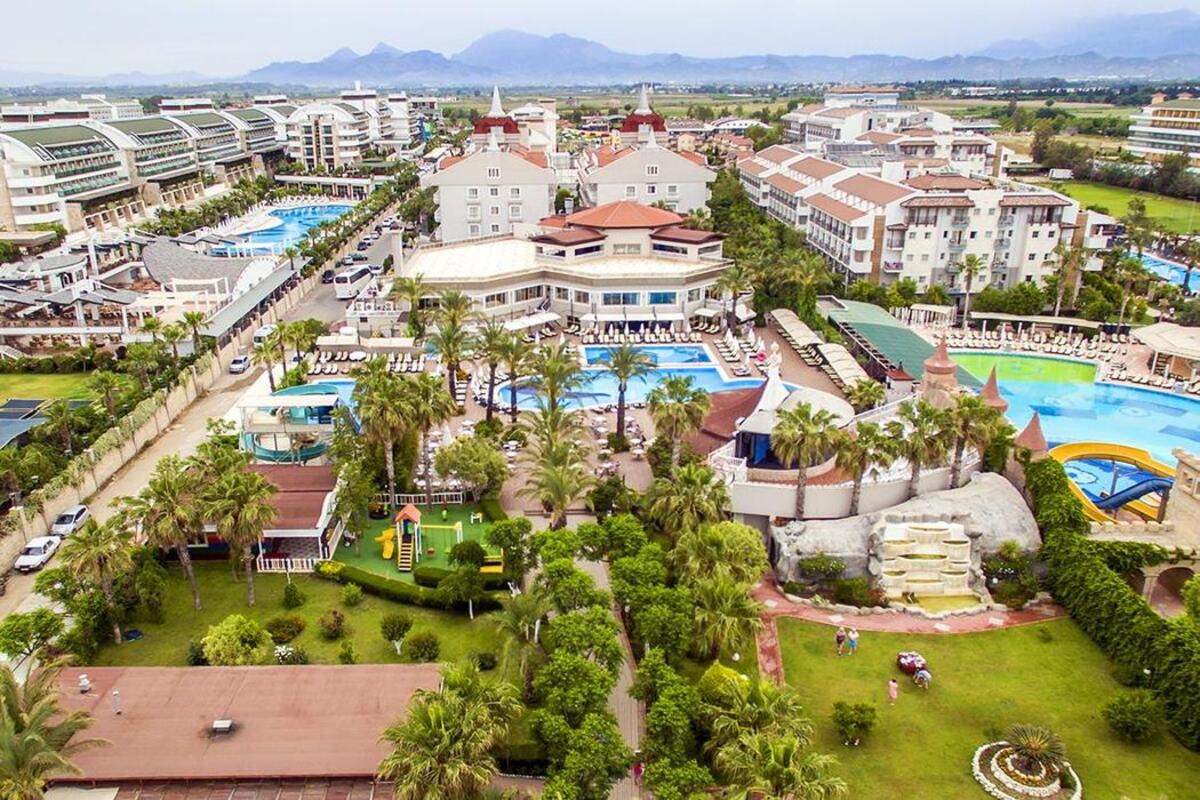 Aydinbey Famous Resort Hotel Transfer