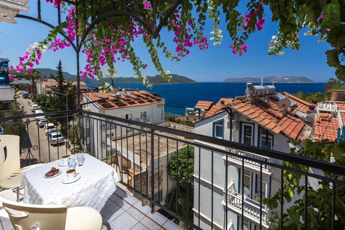 Cemil Pension vip transfer