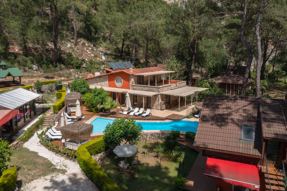 Cirali Zumrut Boutique Hotel vip transfer