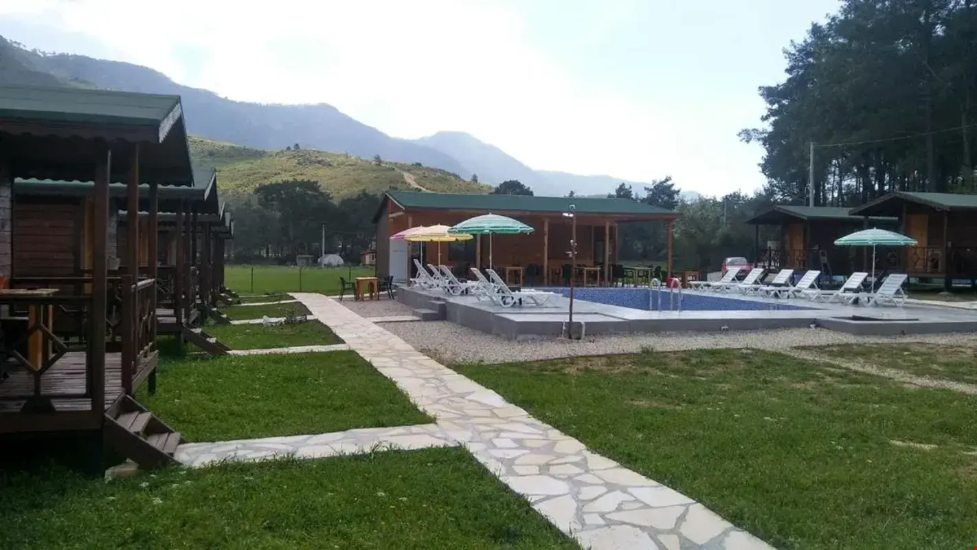 Feniks Agac Houses Transfer