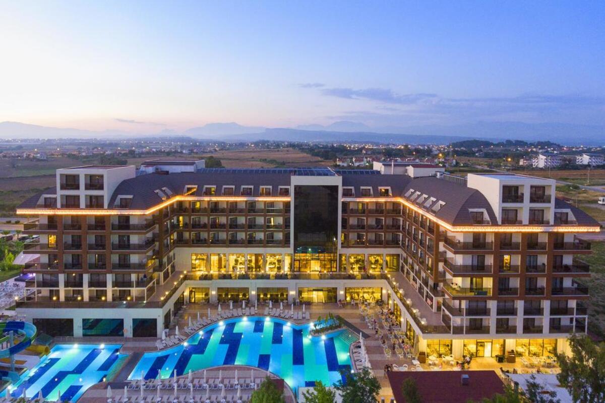 Glamour Resort & Spa Transfer