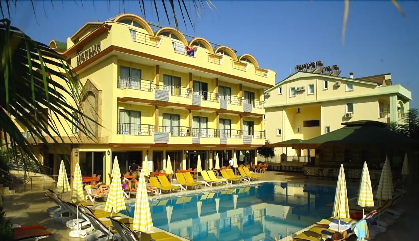 Grand Lukullus Hotel Transfer