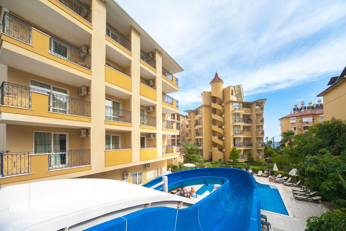 Kleopatra Royal Palm Hotel Transfer