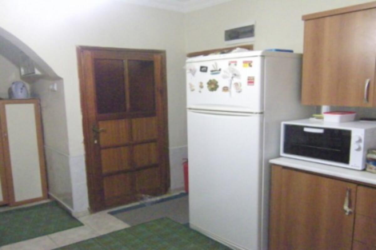 Lara Hakan Apart Pension Transfer