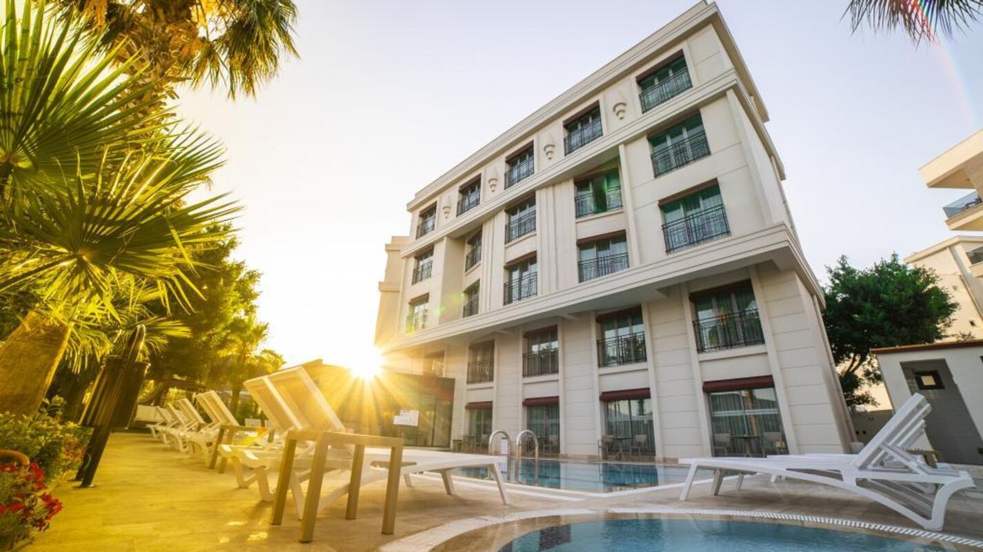 Leaf Port Boutique Hotel Transfer