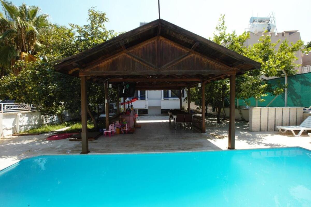 Monna Roza Maxx Apart Transfer