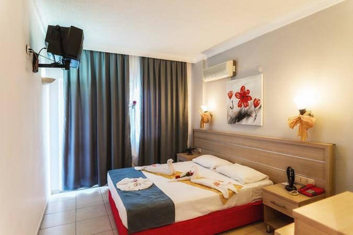 Nergos Garden Hotel Side vip transfer