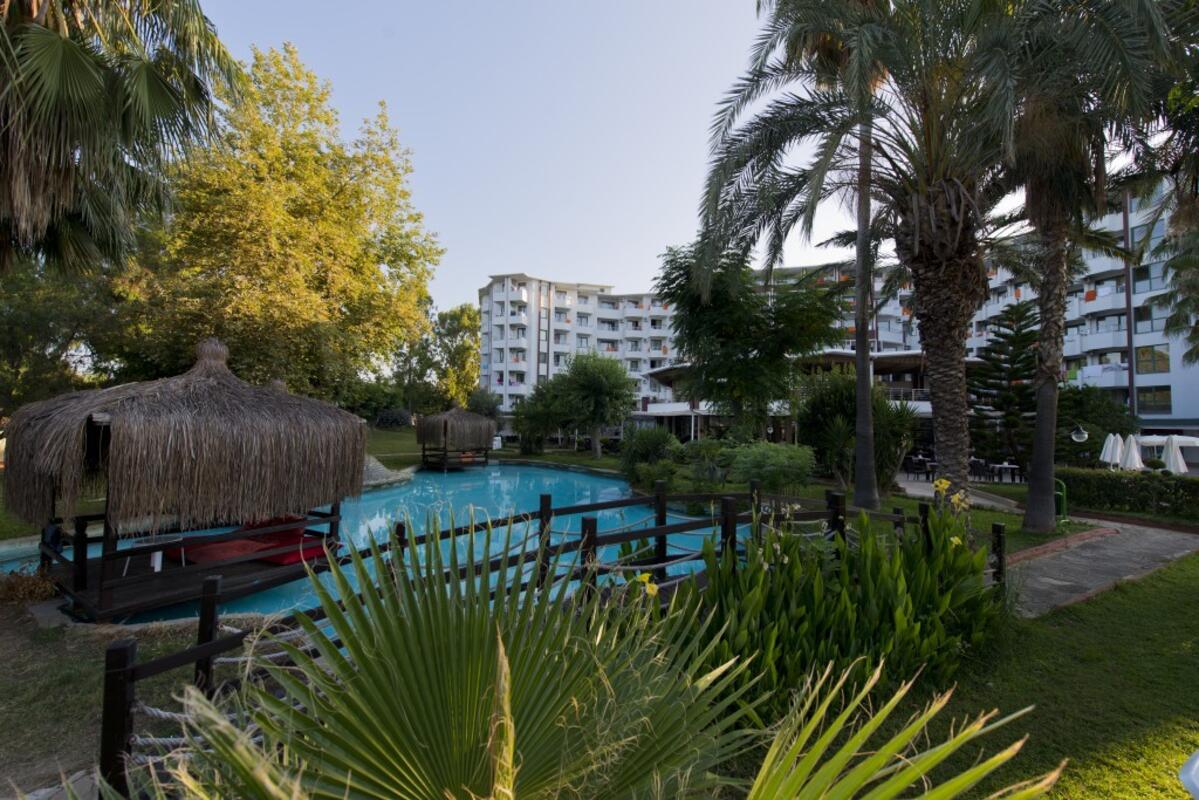 Q Aventura Park Hotel vip transfer