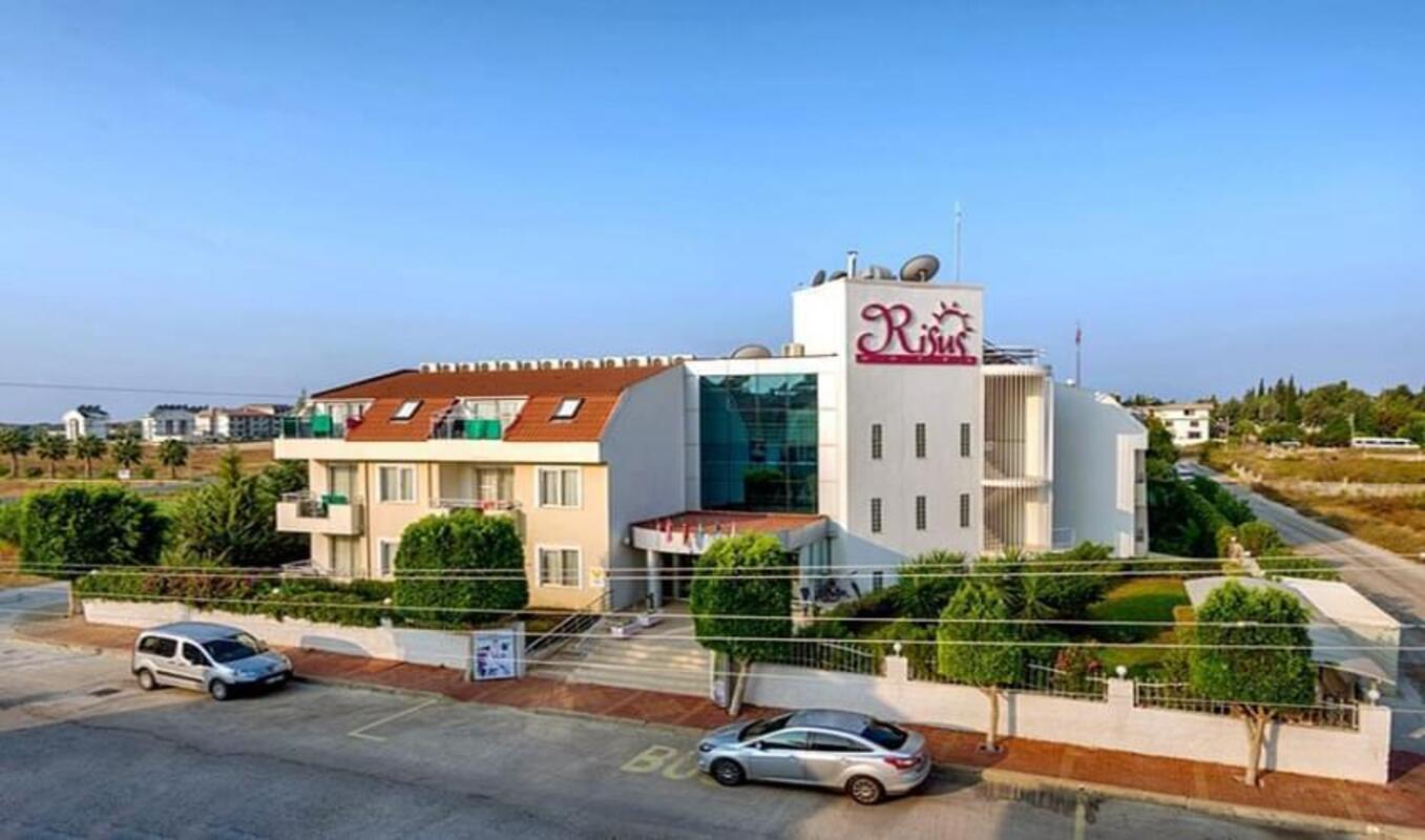 Side Risus Hotel vip transfer