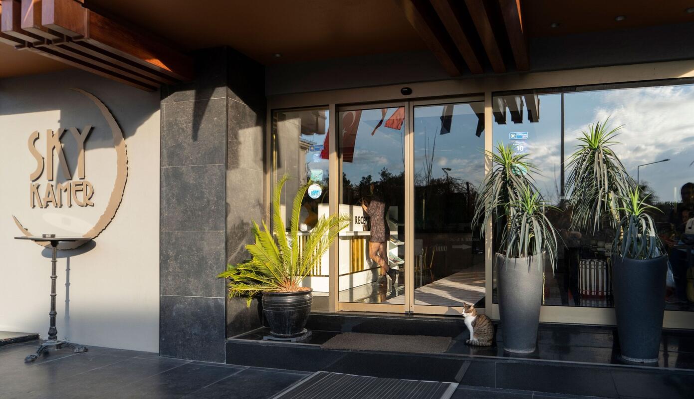 Sky Kamer Hotel vip transfer