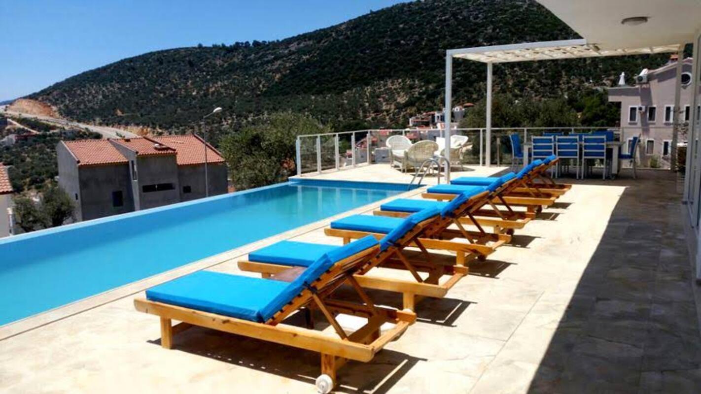 Villa 6 Al Nuzha vip transfer